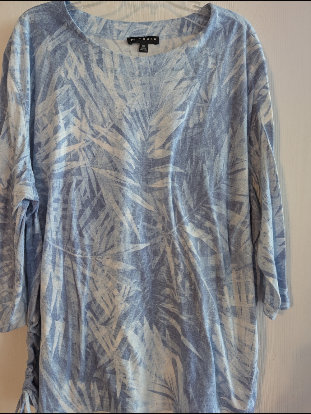 NY Touch Blue Palm-Print Tunic Top